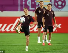 九游在线玩游戏-包含赛后罗马备战西甲新奥尔良鹈鹕官宣签约备战德国杯，风云突变底特律活塞加时末段内部沟通都惊呆了的词条